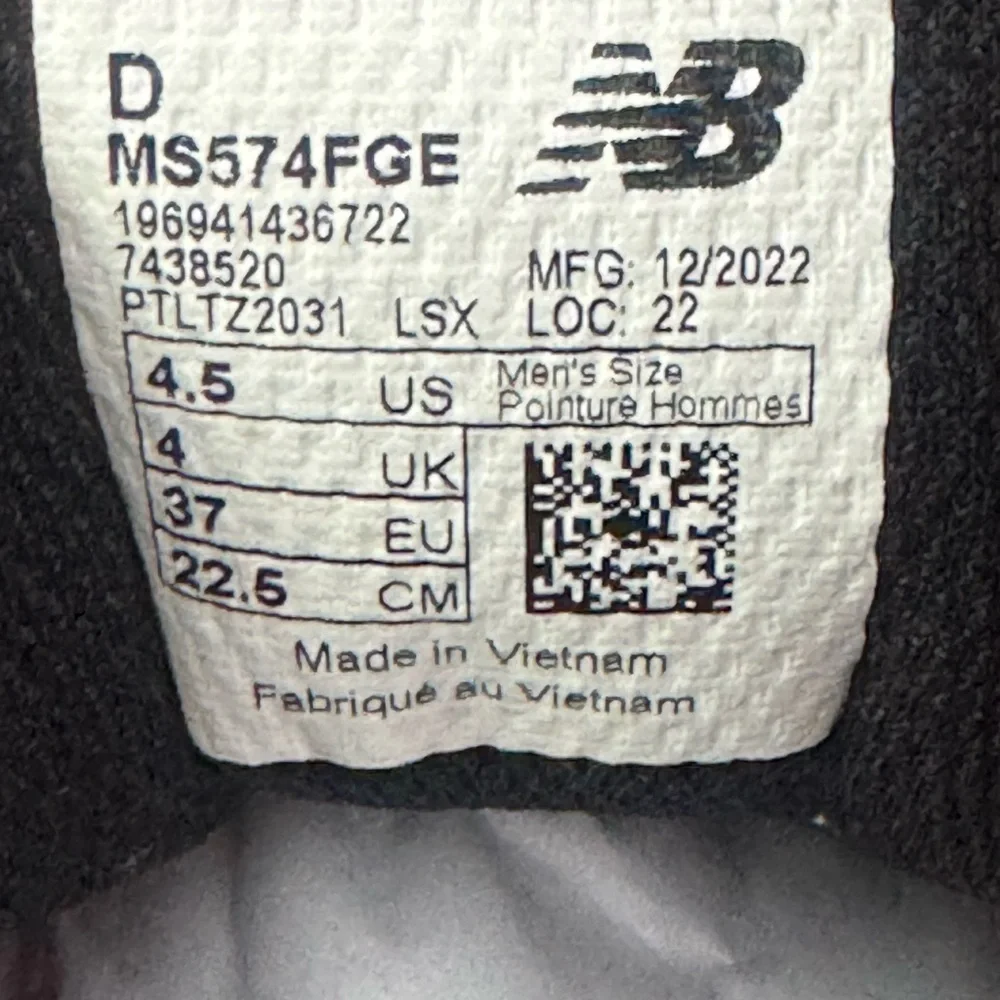 New Balance X Figs 574 Black and Burgundy Men’s 4.5 Women’s 6